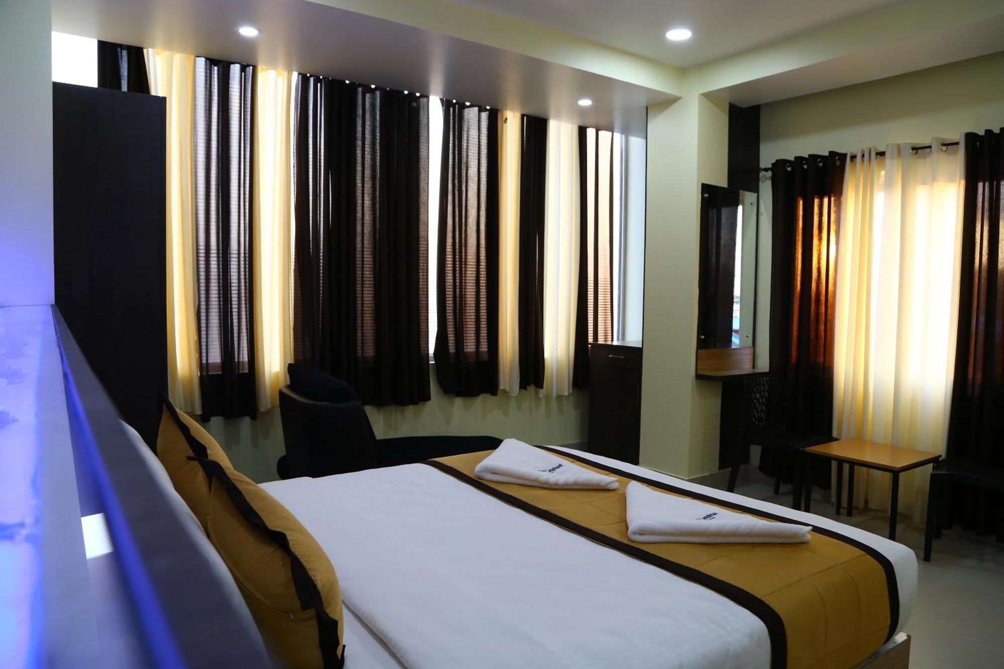 Hotel Landmark Port Blair Exterior foto