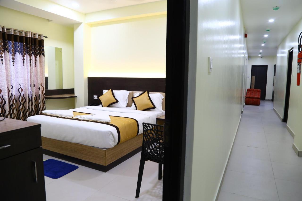 Hotel Landmark Port Blair Exterior foto